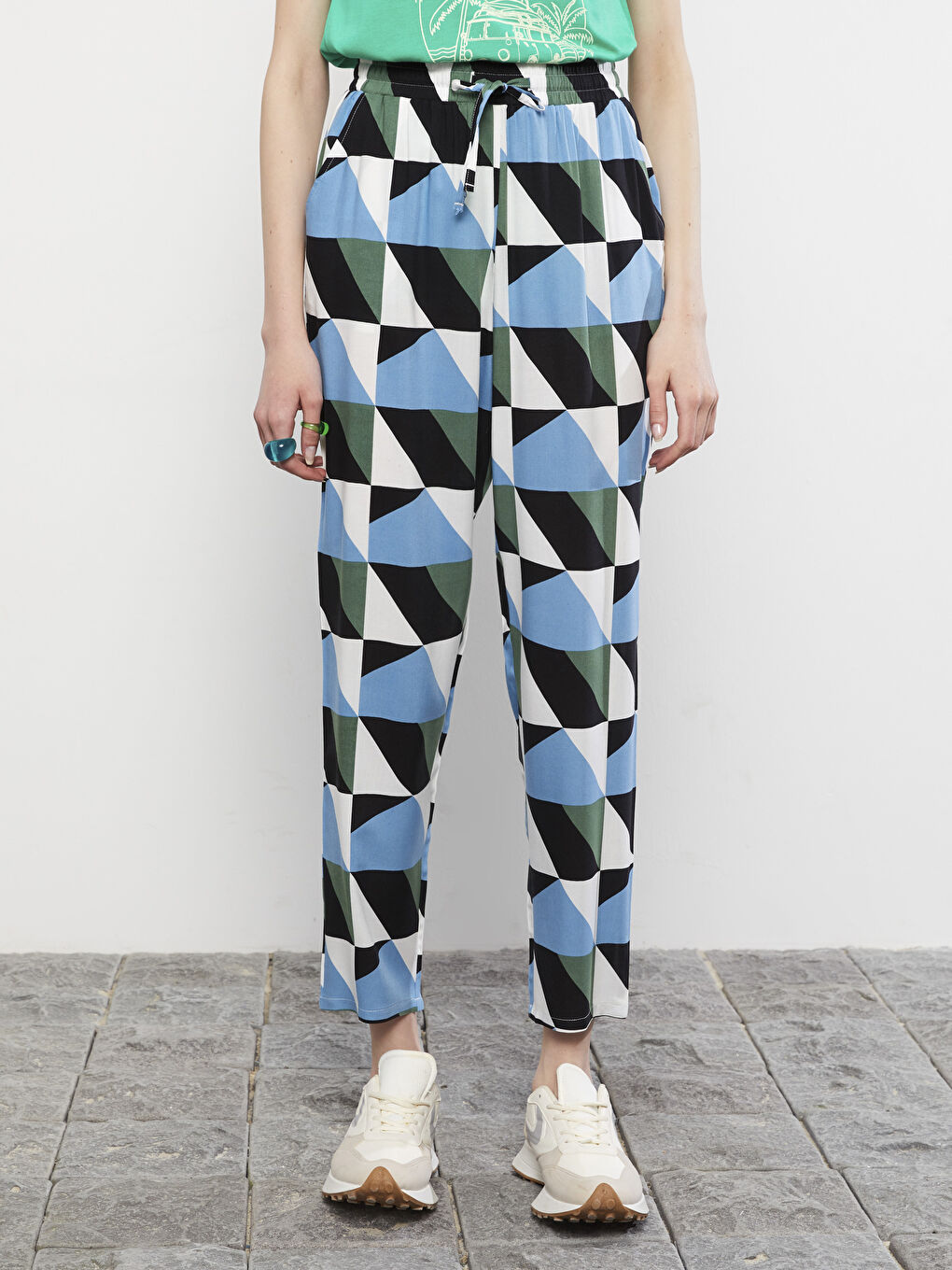 Elastic Waist Comfortable Pattern Patterned Viscose Women's Trousers-2