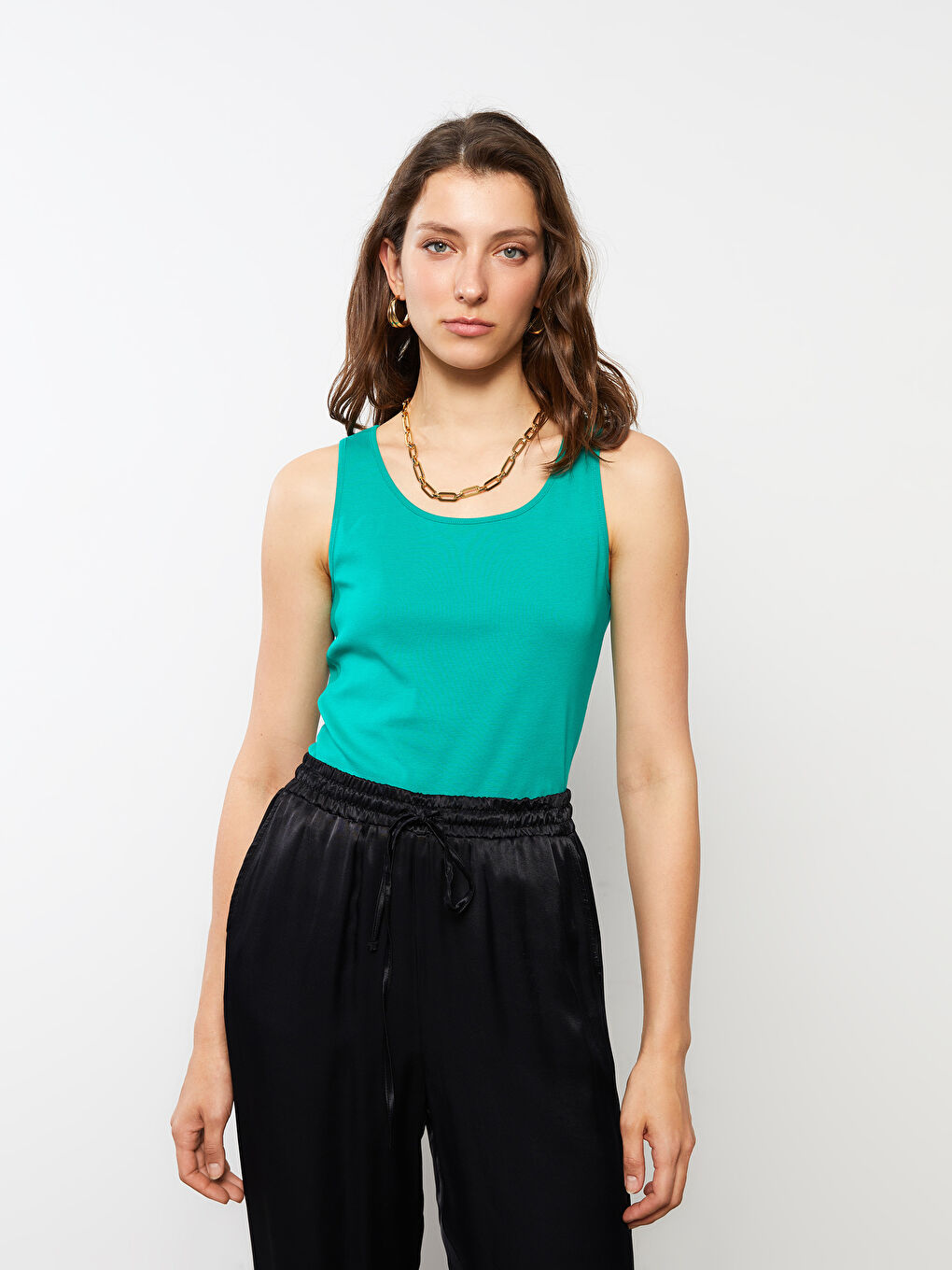 U Neck Plain Cotton Women's Singlet