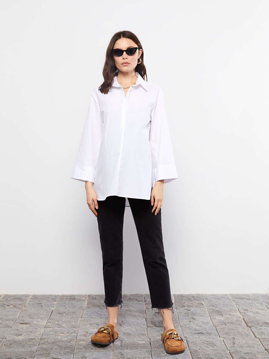Beyaz Önden Düğme Kapamalı Düz Uzun Kollu Poplin Hamile Gömlek-1