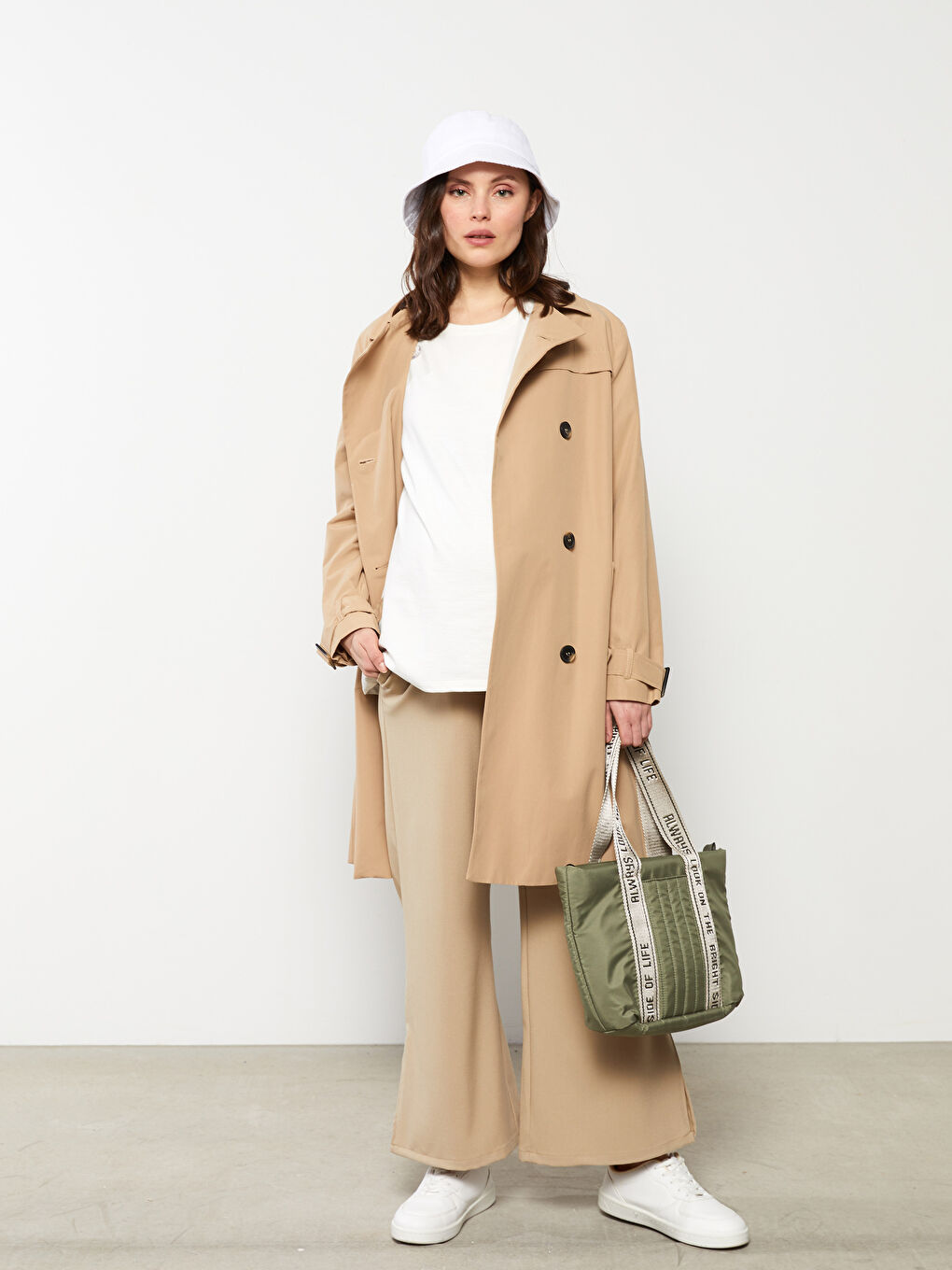 LCWAIKIKI Maternity Bej Karın Panelli Standart Fit Düz Cep Detaylı Gabardin Hamile Pantolon - 1