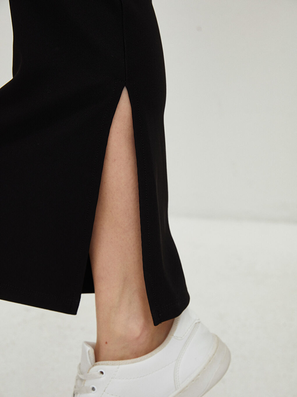 بنطلون حوامل ساق واسعة إسباني بقصة عادية و خصر مطاطي-3