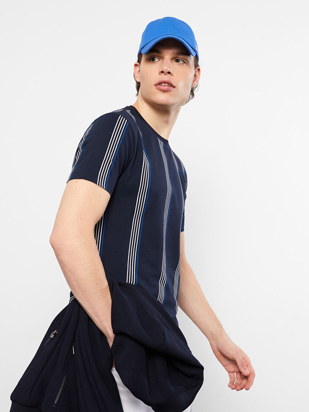 Lacivert Bisiklet Yaka Kısa Kollu Çizgili Penye Erkek Tişört