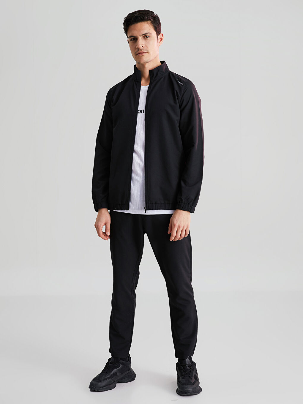 Спортивный костюм стандартного кроя для мужчин-2