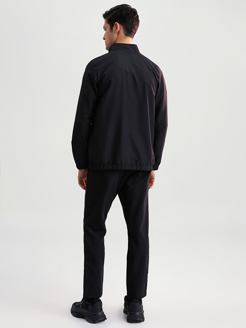 Спортивный костюм стандартного кроя для мужчин-5