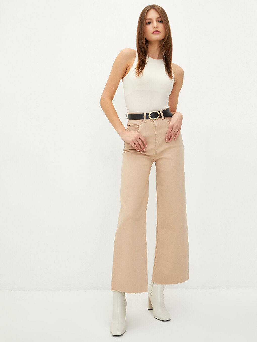 High Waist Standard Fit Pocket Detailed Wide Leg Women's Jean Trousers