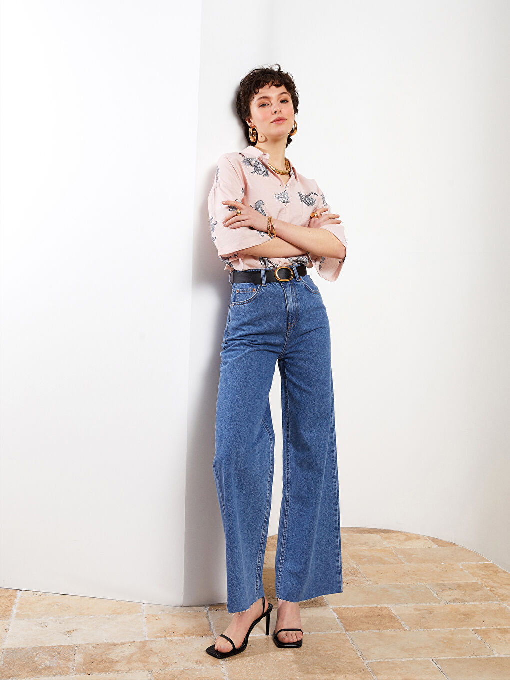 İndigo Yüksek Bel Standart Fit Cep Detaylı Kadın Rodeo Jean Pantolon