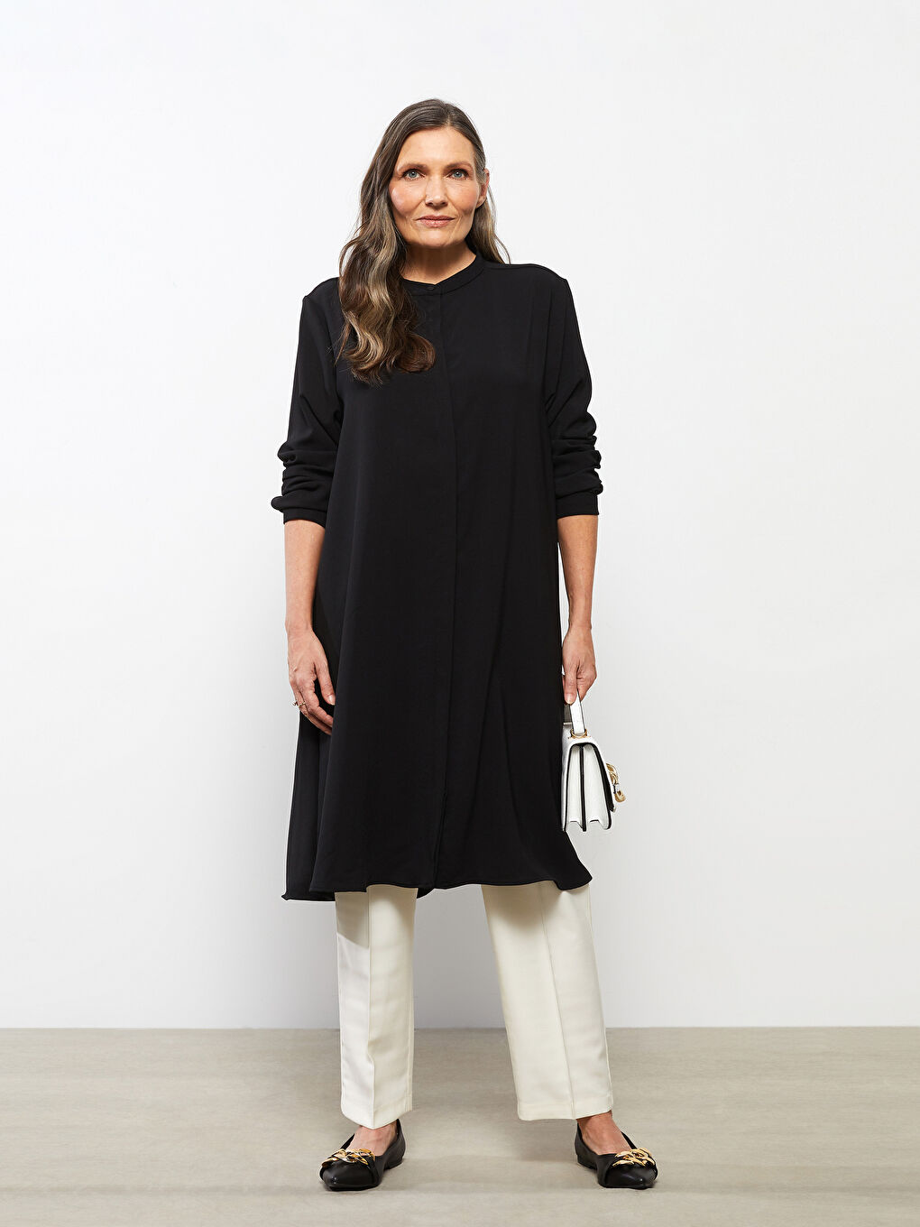 Siyah Bisiklet Yaka Düz Uzun Kollu Kadın Tunik-1