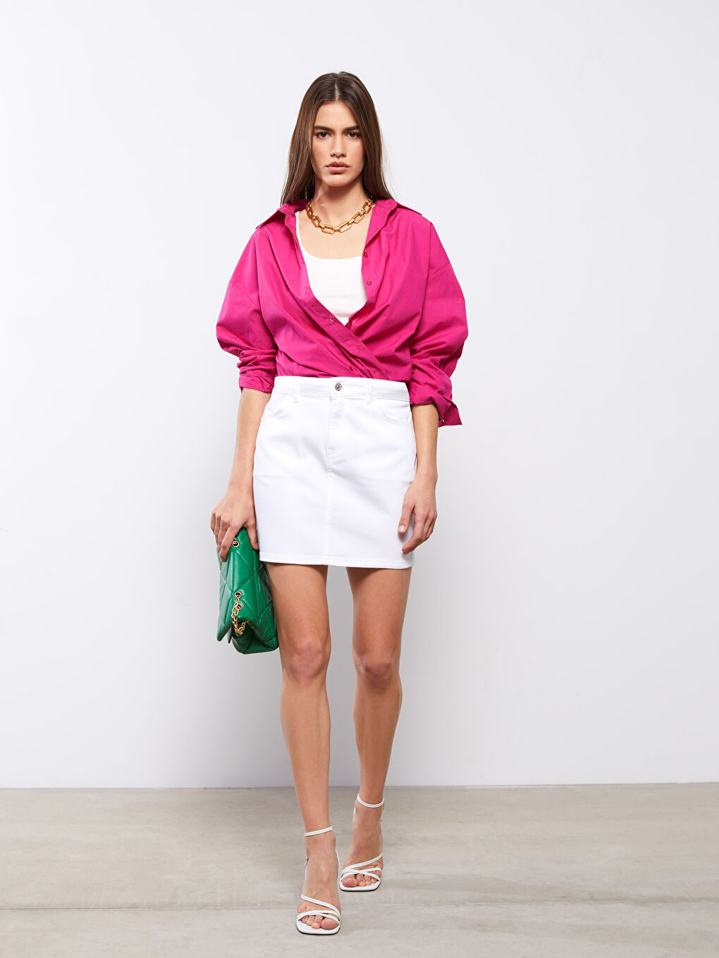 Beyaz Dar Fit Düz Cep Detaylı Kadın Rodeo Jean Etek-1