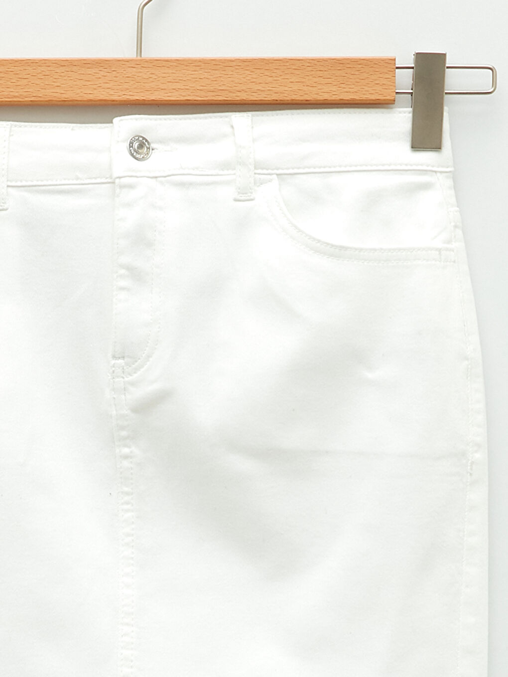 Beyaz Dar Fit Düz Cep Detaylı Kadın Rodeo Jean Etek-7