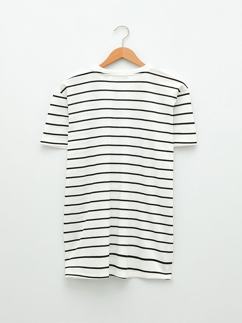 تونيك نسائي برقبة دائرية مخطط مطبوع ميكي ماوس بأكمام قصيرة-6