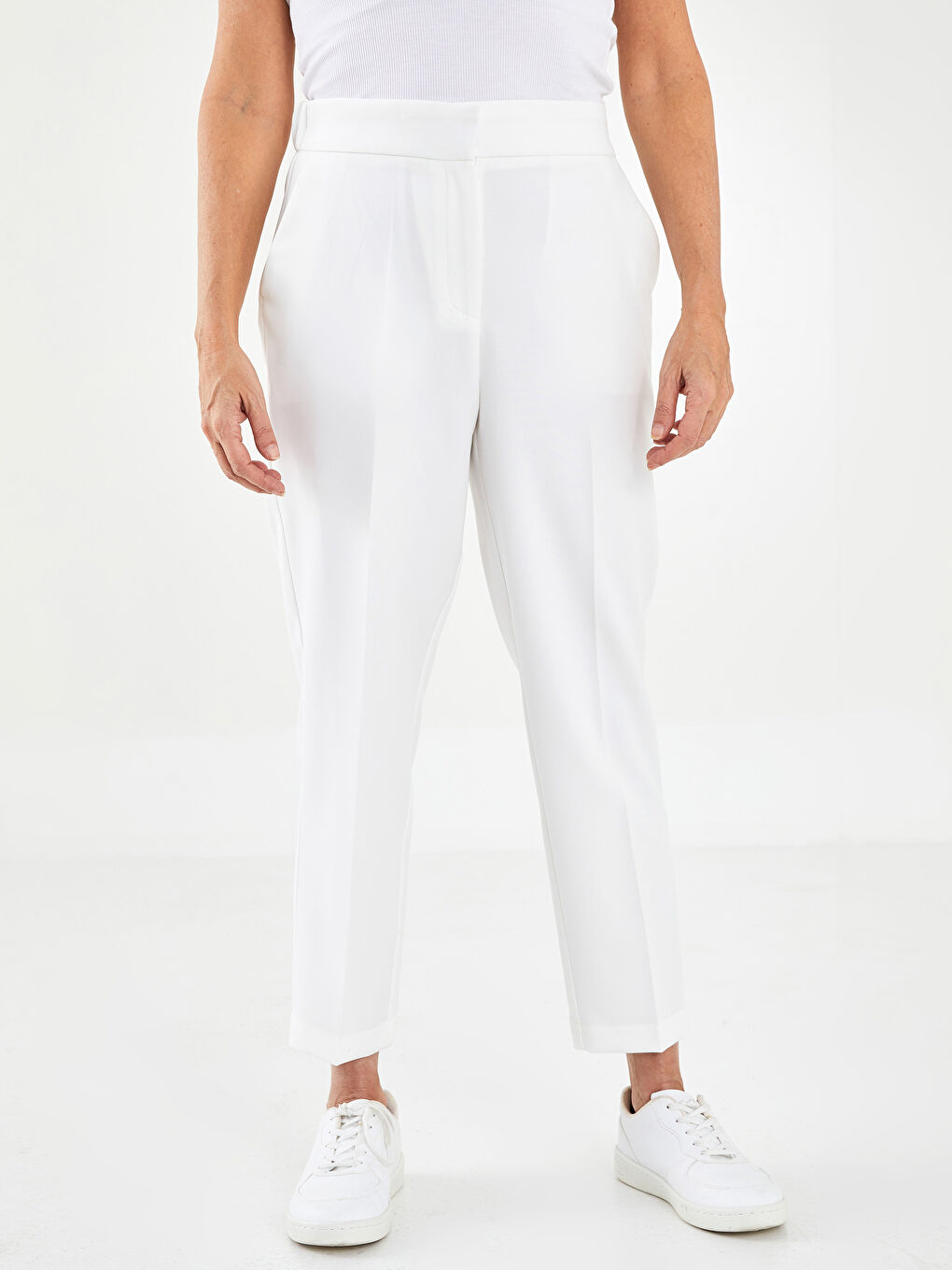Ekru Kadın Beli Lastikli Standart Fit Düz Pantolon-3