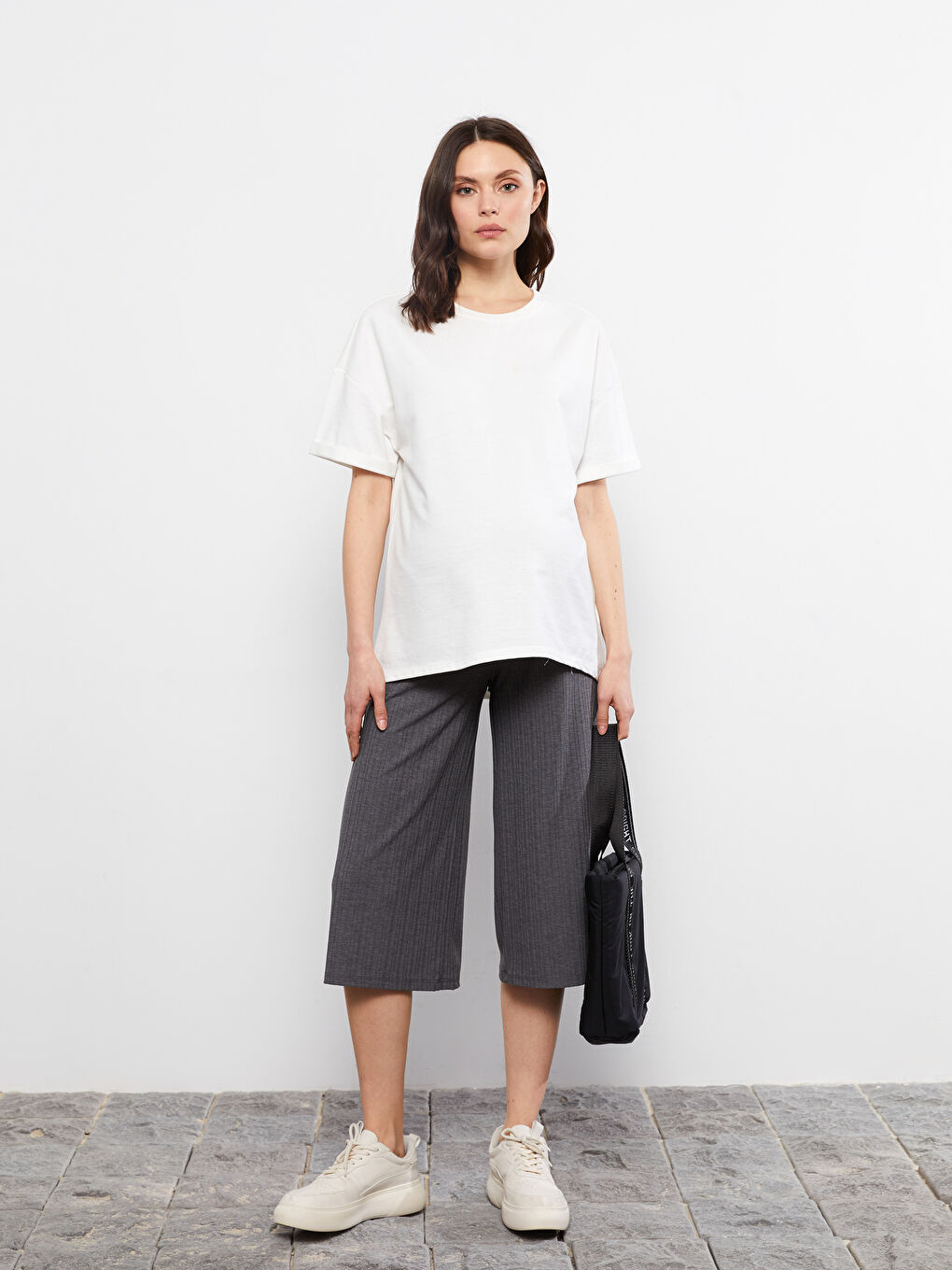 Plain Maternity Capri With Tummy Panel -S2FF94Z8-LAM