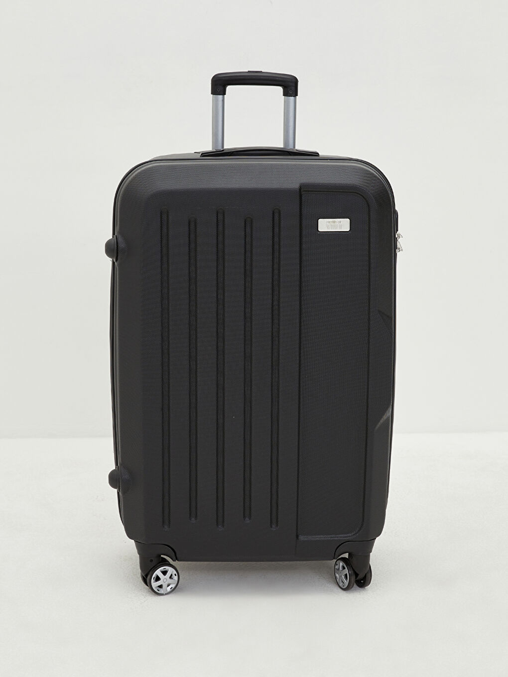 Siyah Büyük Boy Çekme Mekanizmalı Valiz