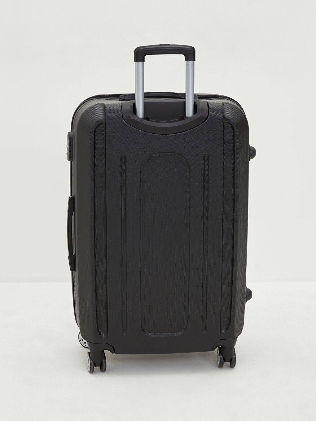 Siyah Büyük Boy Çekme Mekanizmalı Valiz-2