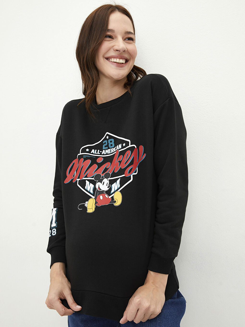 LCWAIKIKI Maternity Yeni Siyah Bisiklet Yaka Mickey Mouse Baskılı Uzun Kollu Hamile Sweatshirt