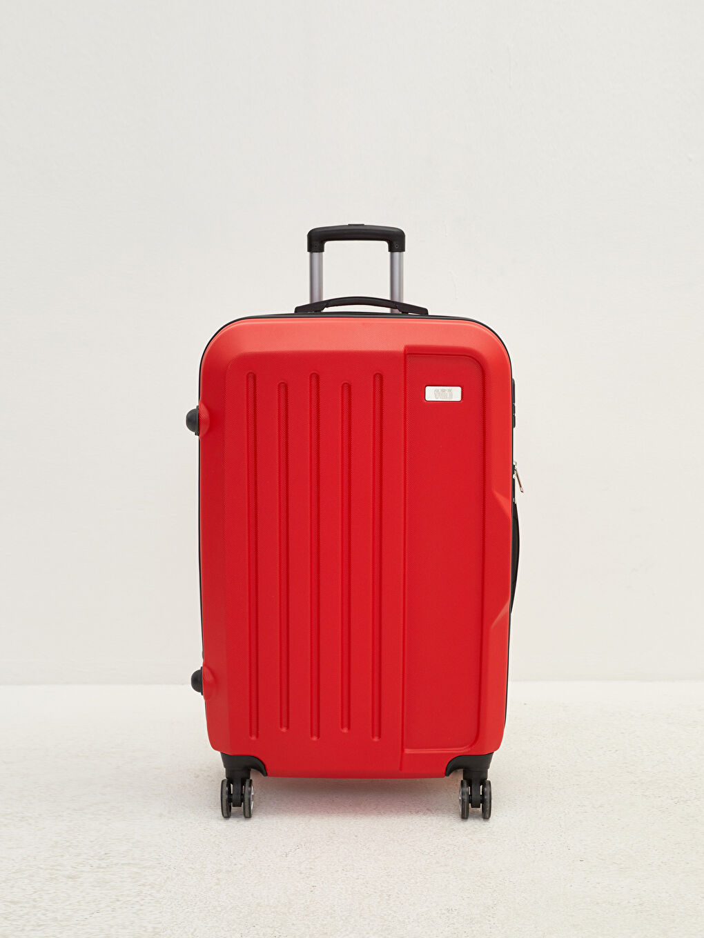 Kırmızı Orta Boy Çekme Mekanizmalı Valiz