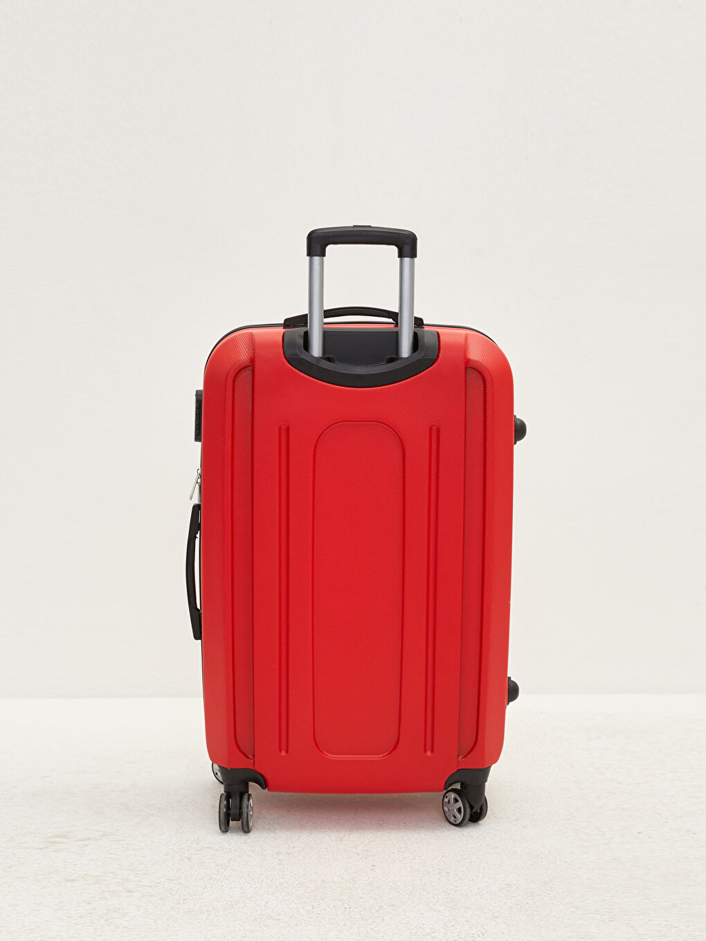 Kırmızı Orta Boy Çekme Mekanizmalı Valiz-2