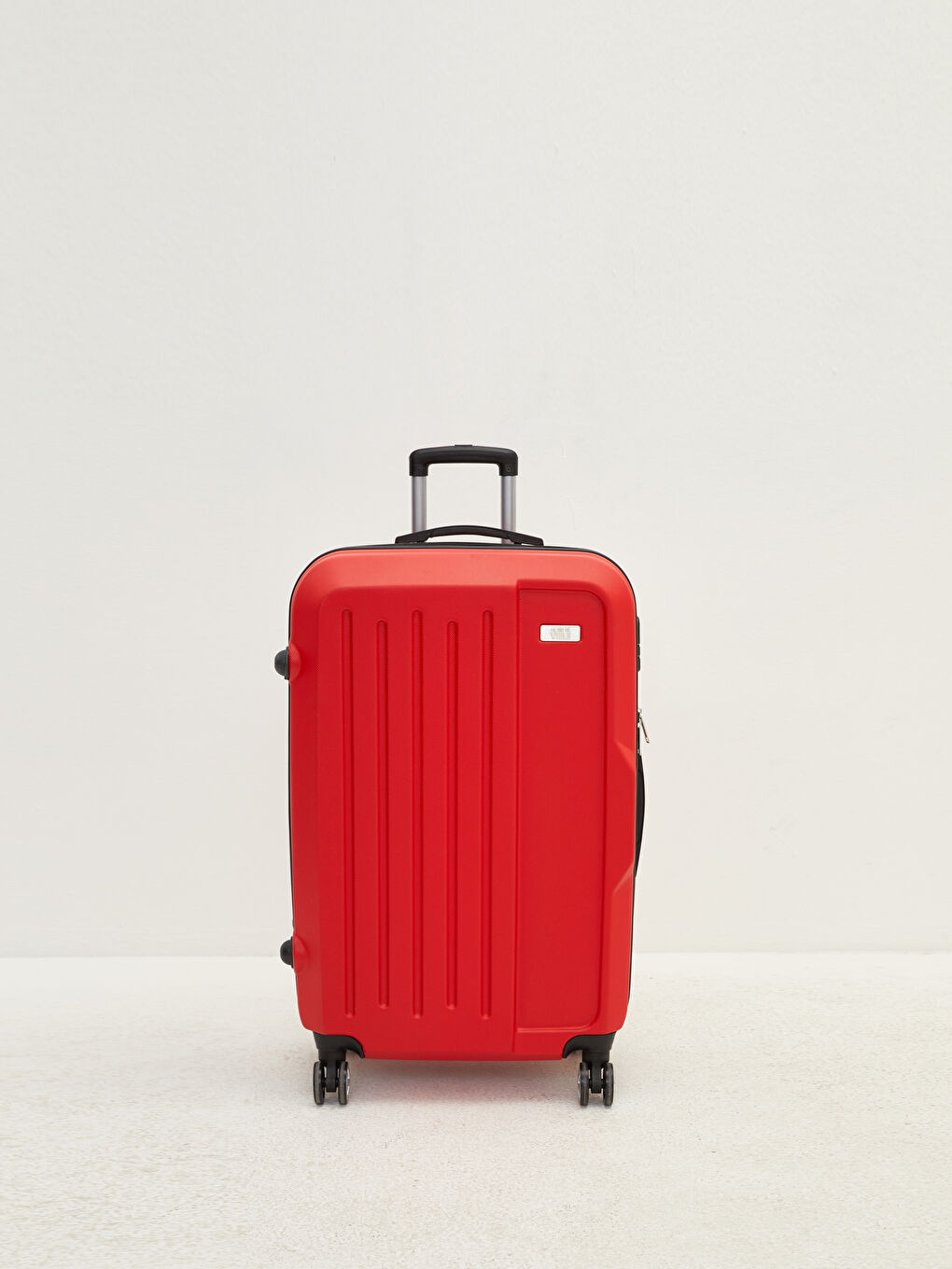 Kırmızı Küçük Boy Çekme Mekanizmalı Valiz