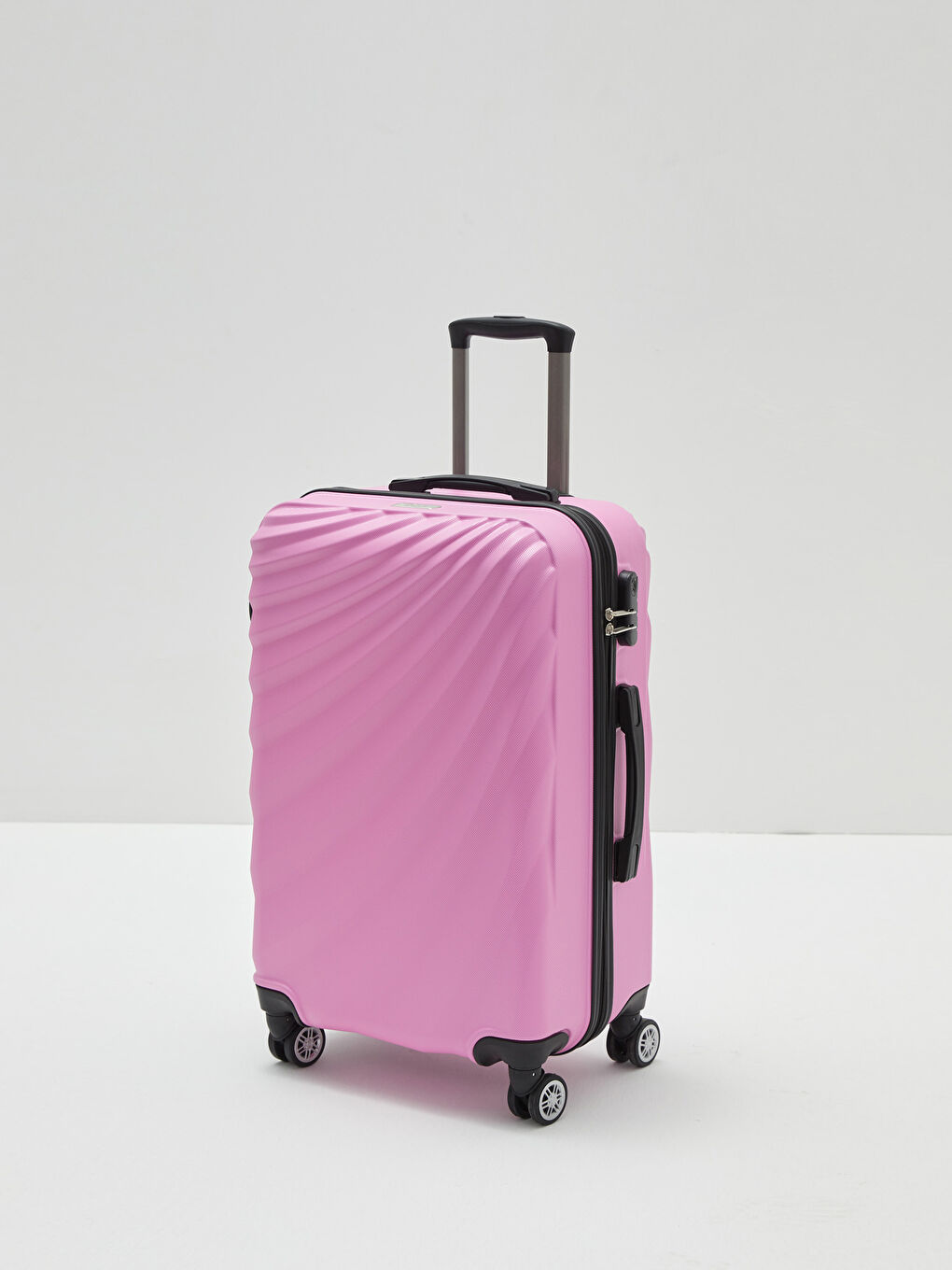 Pembe Orta Boy Çekme Mekanizmalı Valiz-1