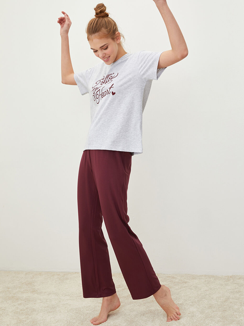 Ensemble de pyjama à manches courtes imprimé à col rond pour Femmes-1