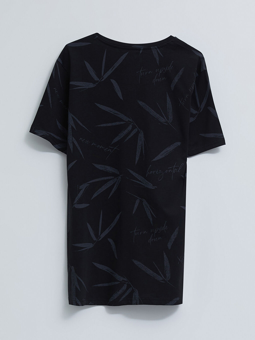 Siyah Bisiklet Yaka Kısa Kollu Baskılı Penye Erkek Tişört-1