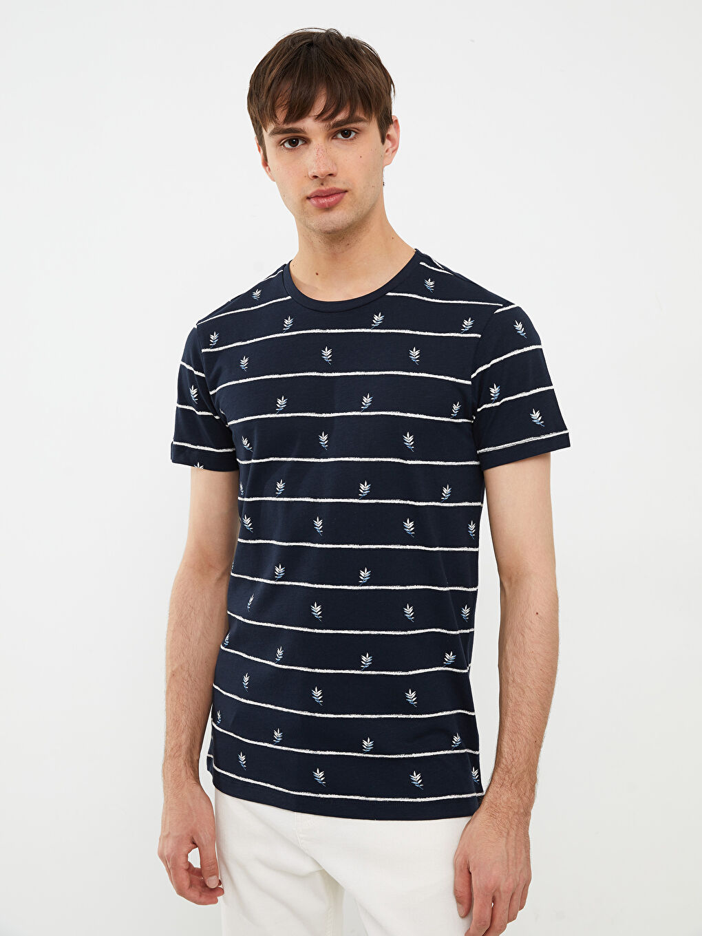 Lacivert Bisiklet Yaka Kısa Kollu Desenli Penye Erkek Tişört-2