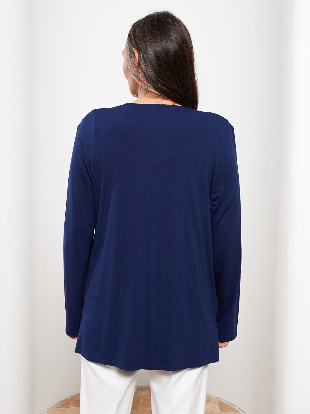 V-Neck Sequin Embroidered Long Sleeve Women's Cardigan and T-Shirt Set-4
