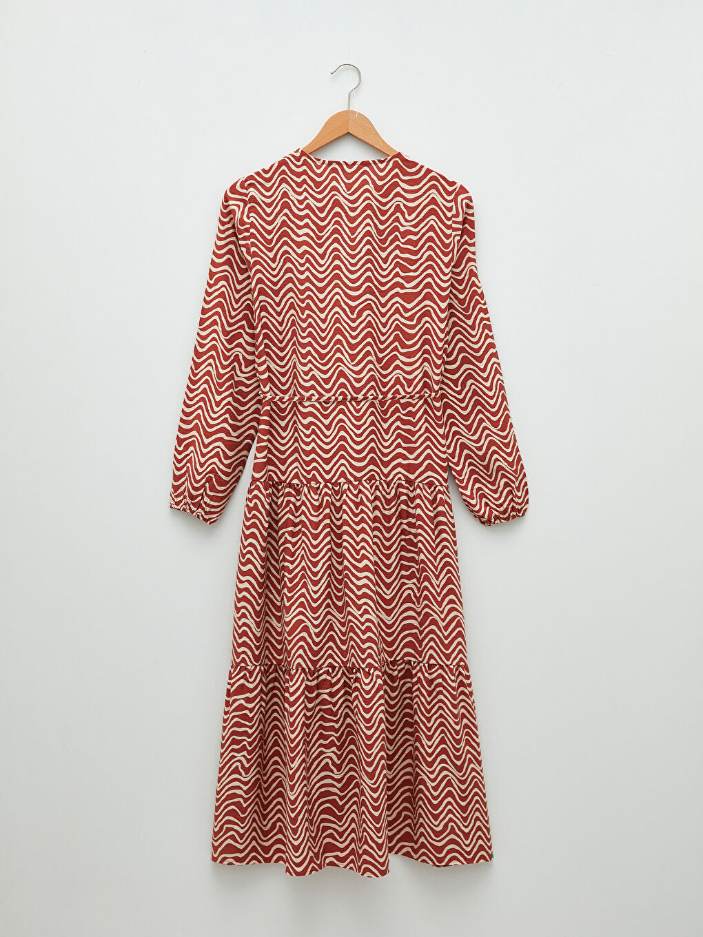 Kahverengi Bağlamalı Yaka Desenli Uzun Kollu Kadın Elbise-5