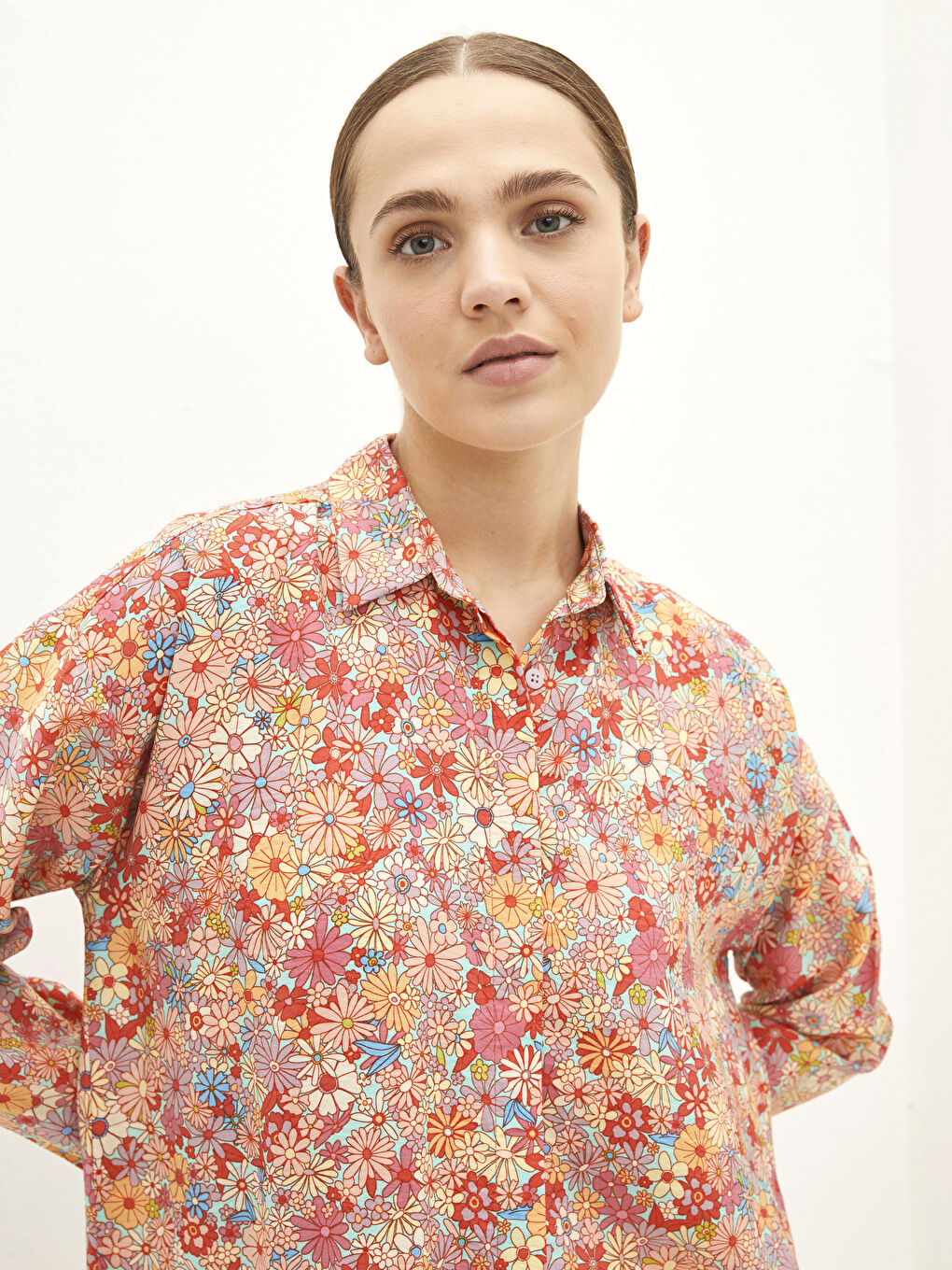 Pembe Çiçekli Uzun Kollu Oversize Poplin Kadın Gömlek Tunik-3