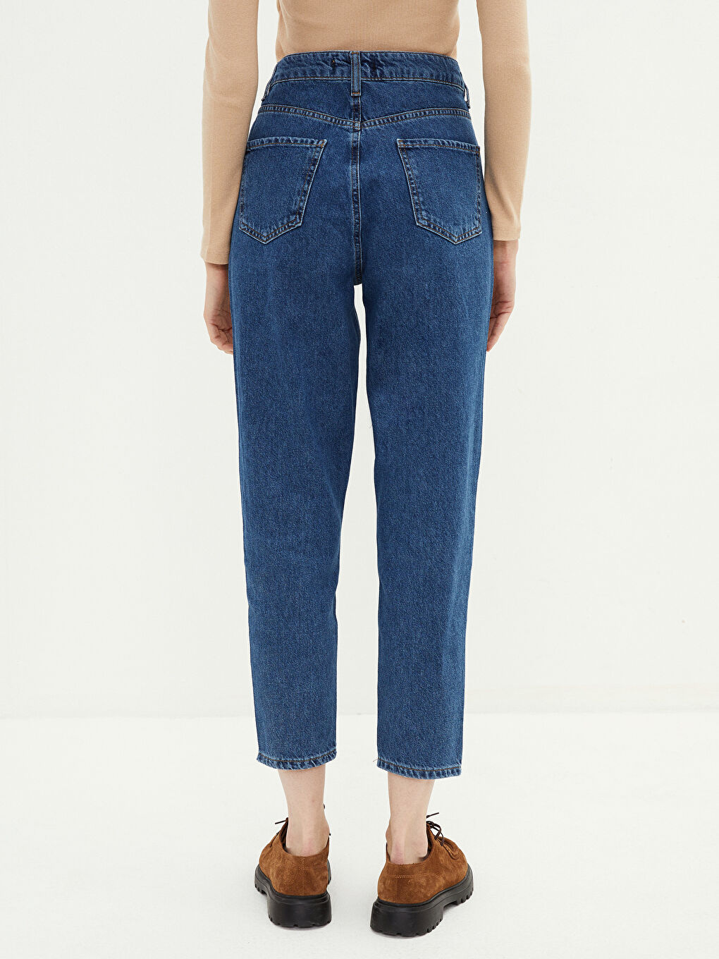 İndigo Yüksek Bel Standart Fit Cep Detaylı Rodeo Kadın Jean Pantolon-3