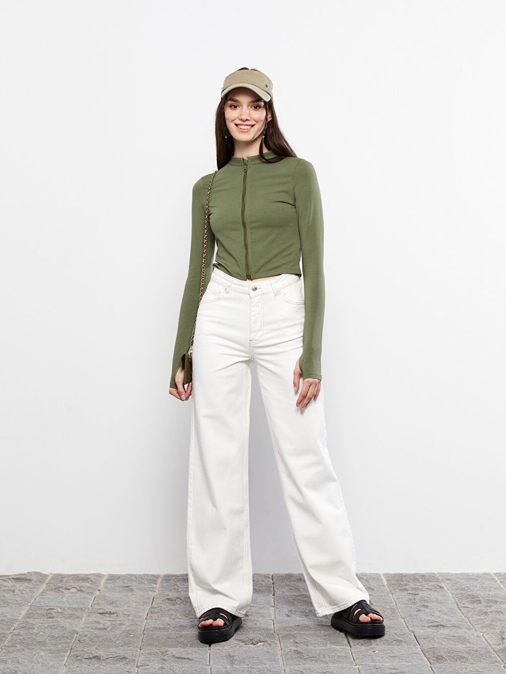 Blugi Rodeo cu Detalii de Buzunar Wideleg Straight pentru Femei-1