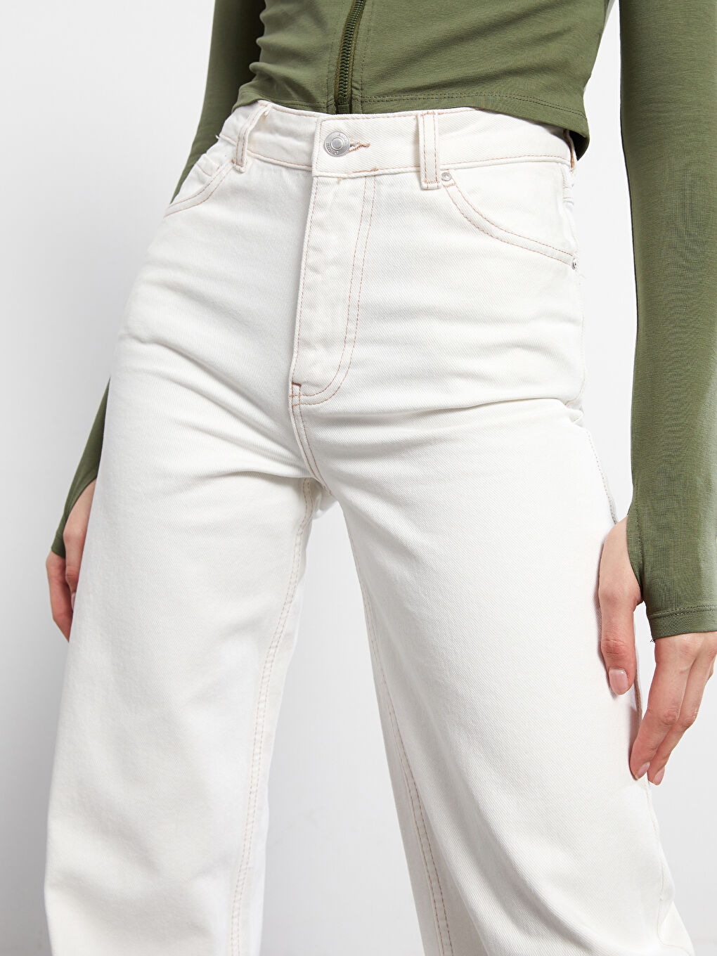 Blugi Rodeo cu Detalii de Buzunar Wideleg Straight pentru Femei-3