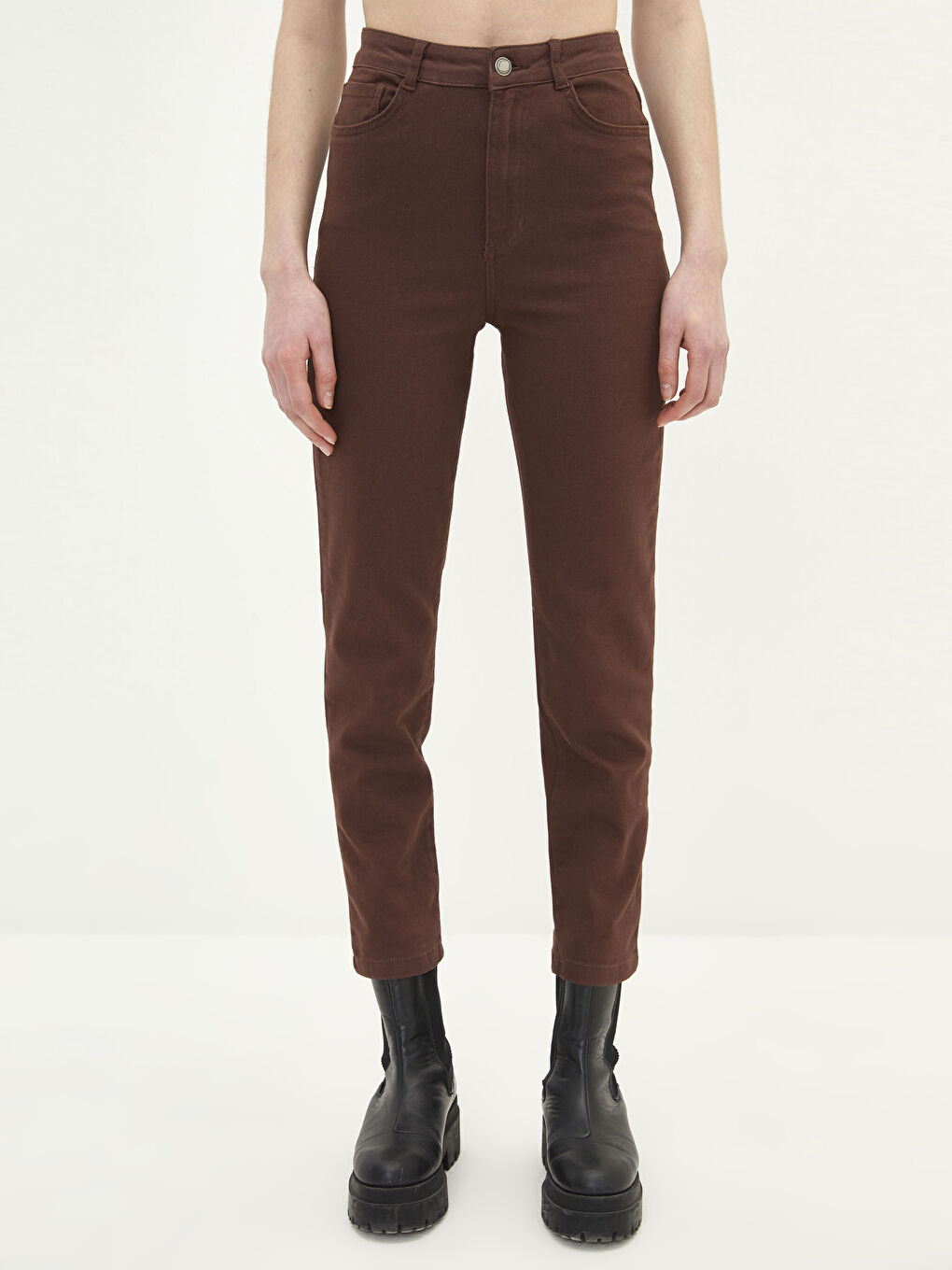 LCW Vision Normal Waist Narrow Fit Straight Pocket Detailed Gabardine Women's Trousers -S2FI92Z8-HGT