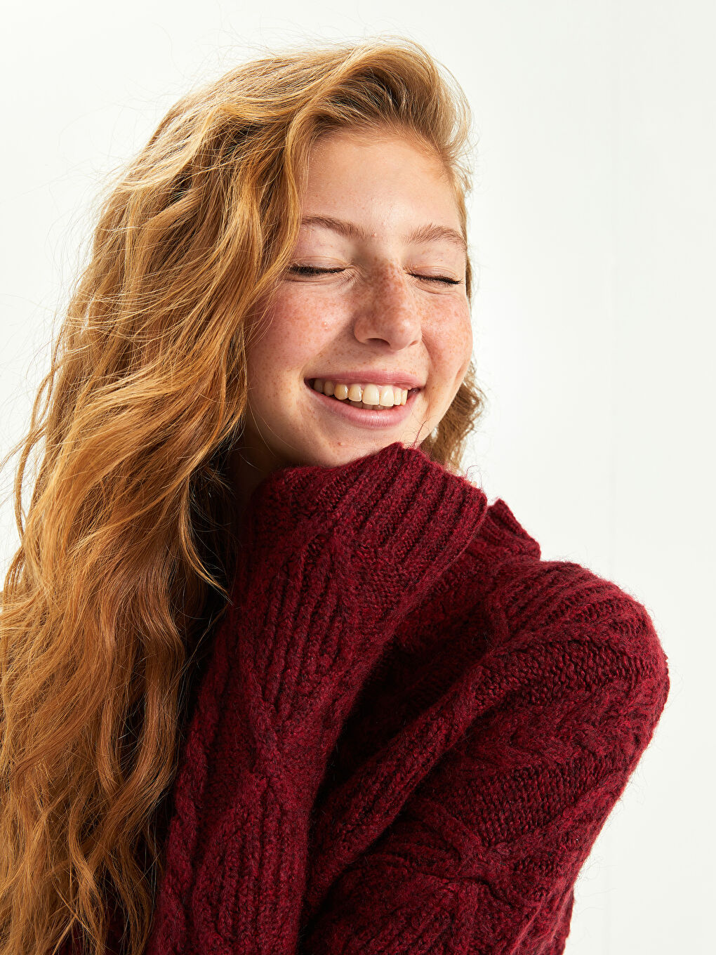 Bordo Bisiklet Yaka Kendinden Desenli Kadın Triko Hırka-2