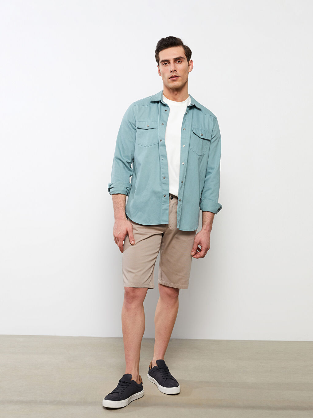 Standard Fit Men's Shorts -S2FJ41Z8-LWN
