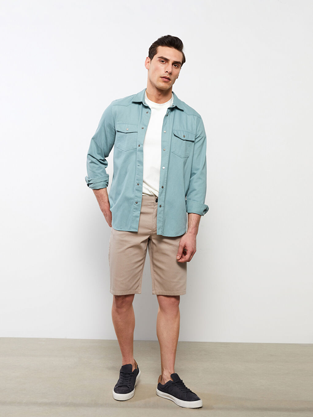 Standard Fit Men's Shorts -S2FJ41Z8-LWN