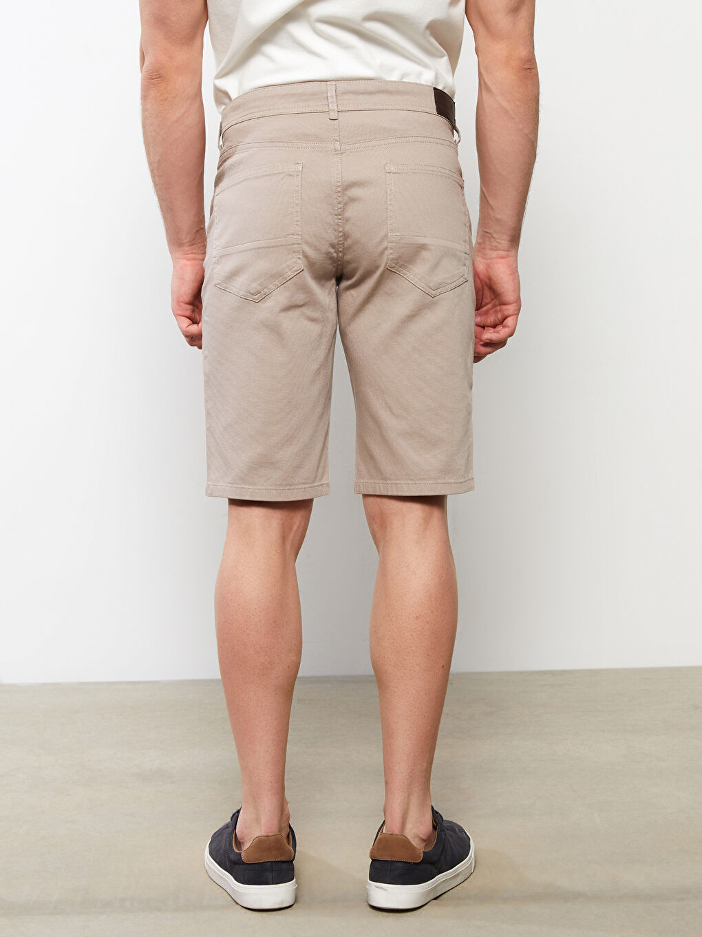Standard Fit Men's Shorts -S2FJ41Z8-LWN