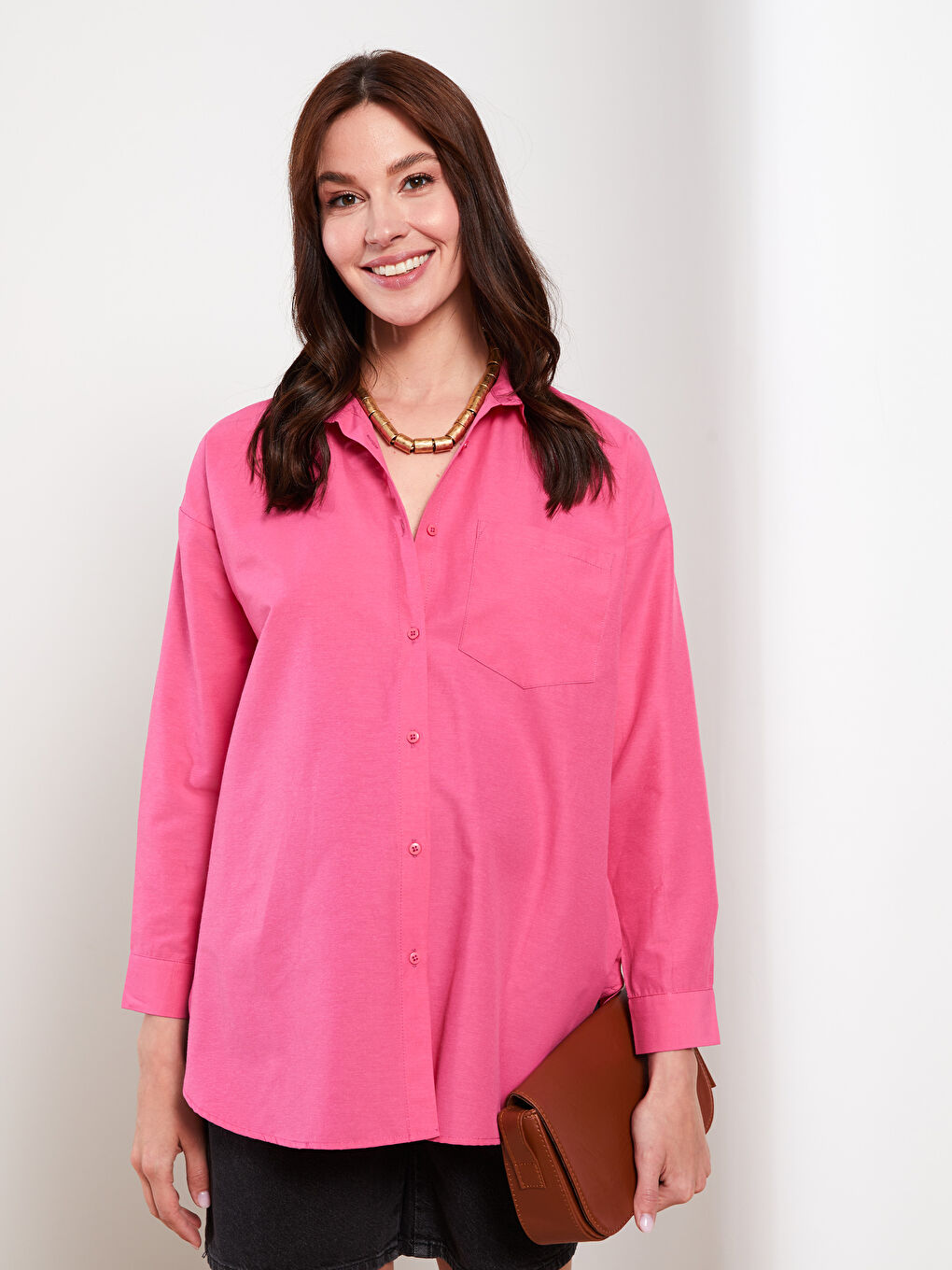 Chemise de Maternité en Popeline à Manches Longues Boutonnée Coupe Standard