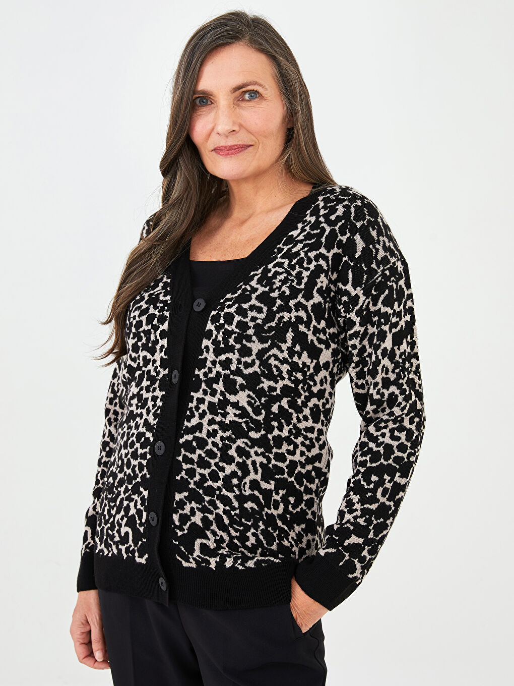 Cardigan en Tricot à Motifs pour Femmes avec Encolure en V-1