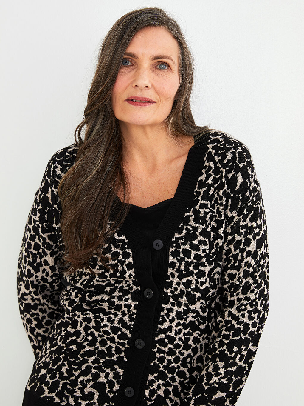 Cardigan en Tricot à Motifs pour Femmes avec Encolure en V-2