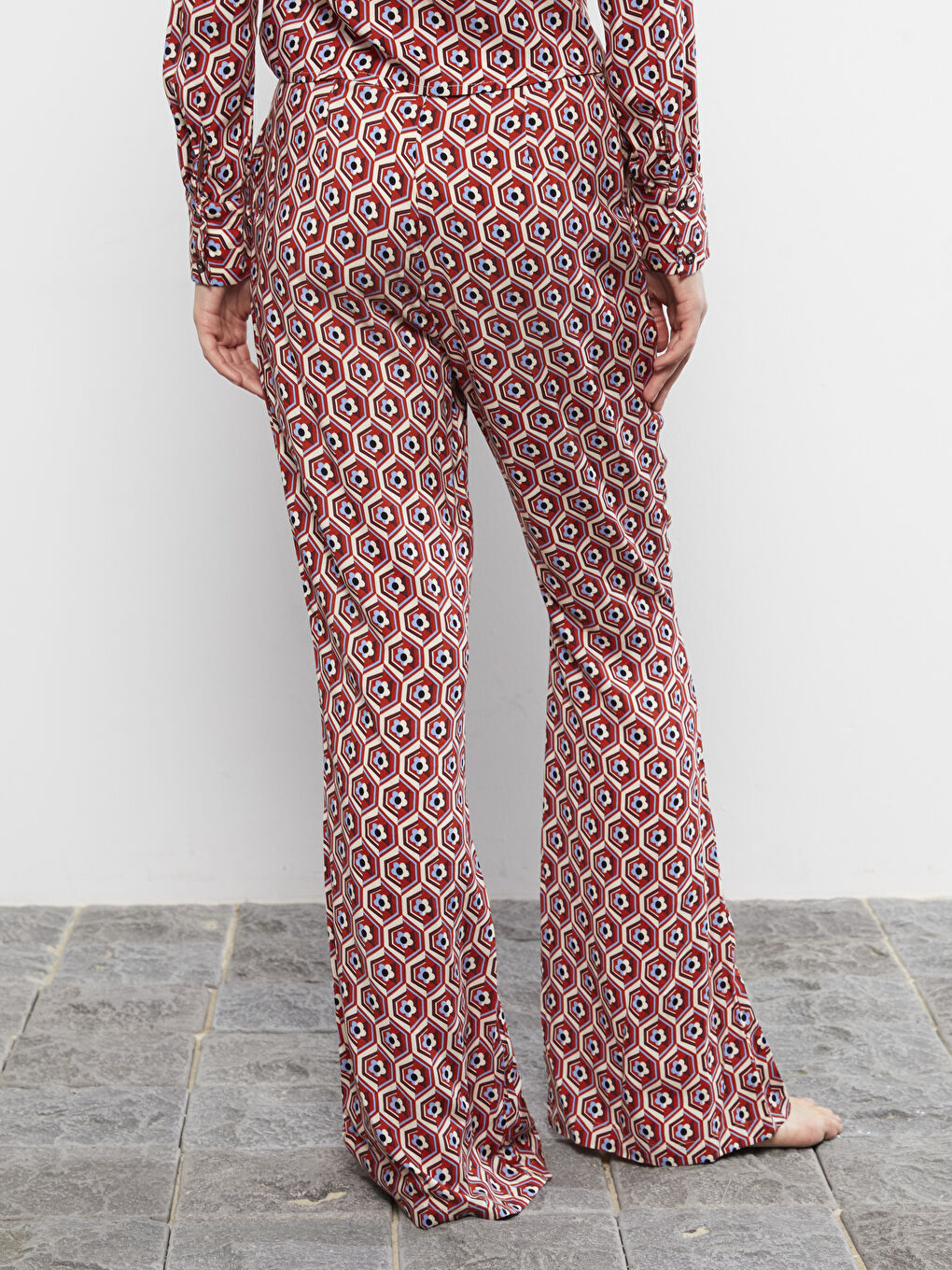 Slim Fit Patterned Spanish Leg Viscose Women's Trousers-5