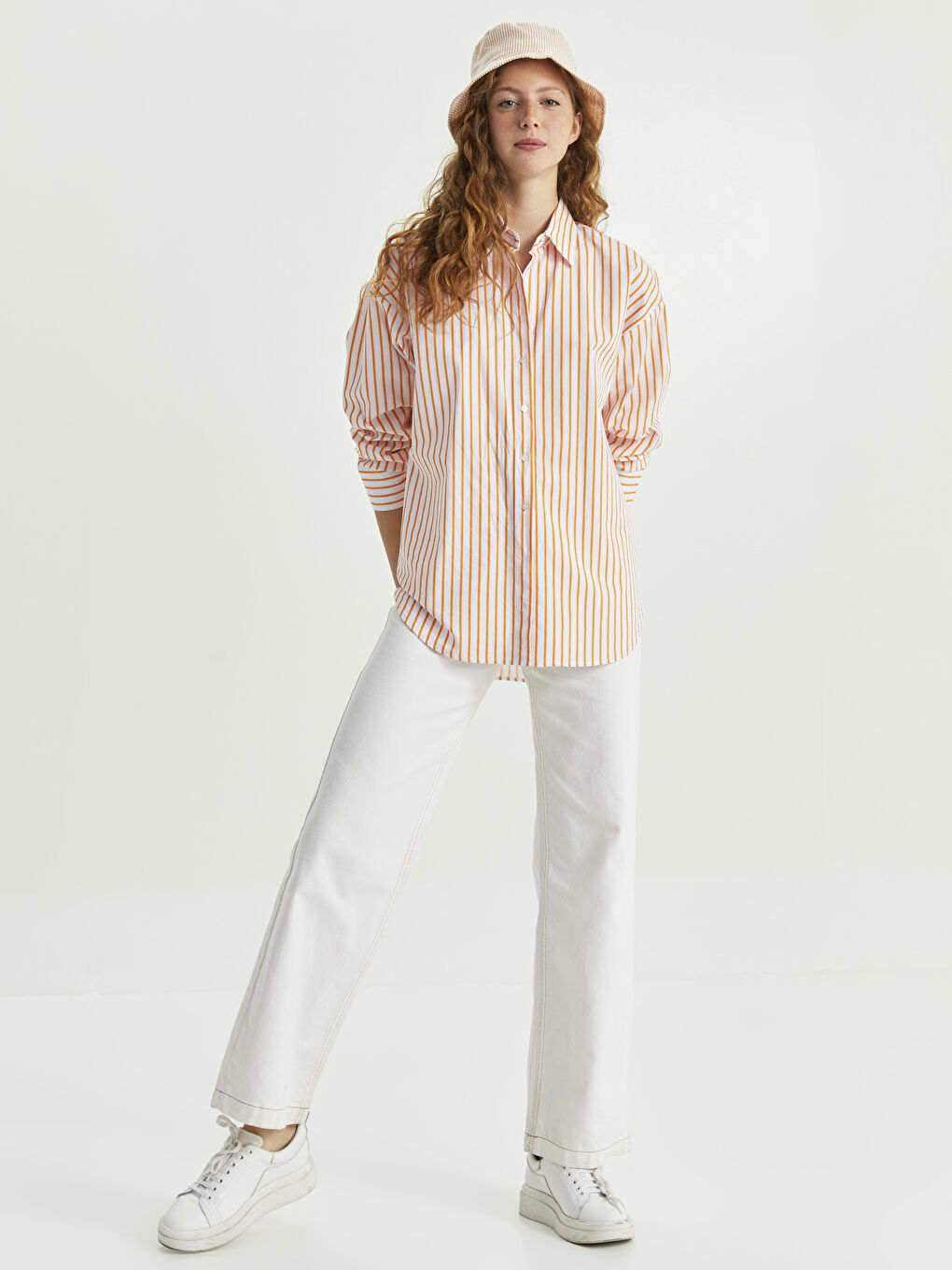 Turuncu Önden Düğme Kapamalı Çizgili Uzun Kollu Poplin Kadın Gömlek-2