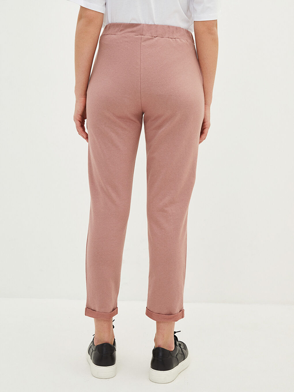 بنطلون رياضي بخصر مرن وجيوب عادية للسيدات-4