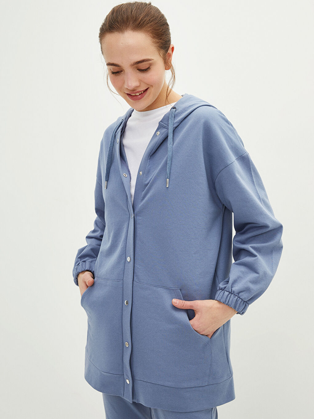 Mavi Kapüşonlu Düz Uzun Kollu Kadın Spor Hırka-2