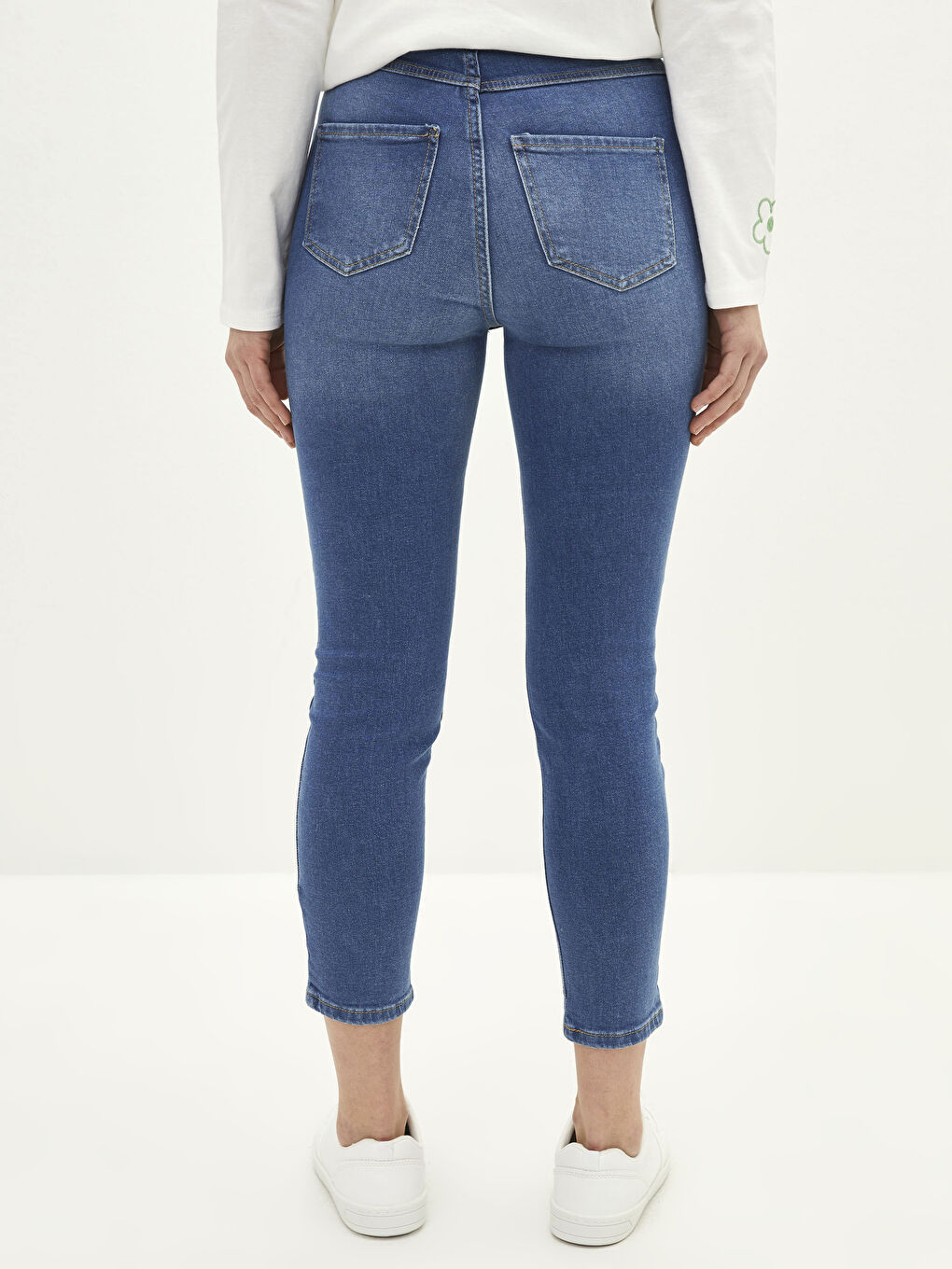 LCW Modest Orta İndigo Rodeo Mom Fit Kadın Rodeo Jean Pantolon - 4