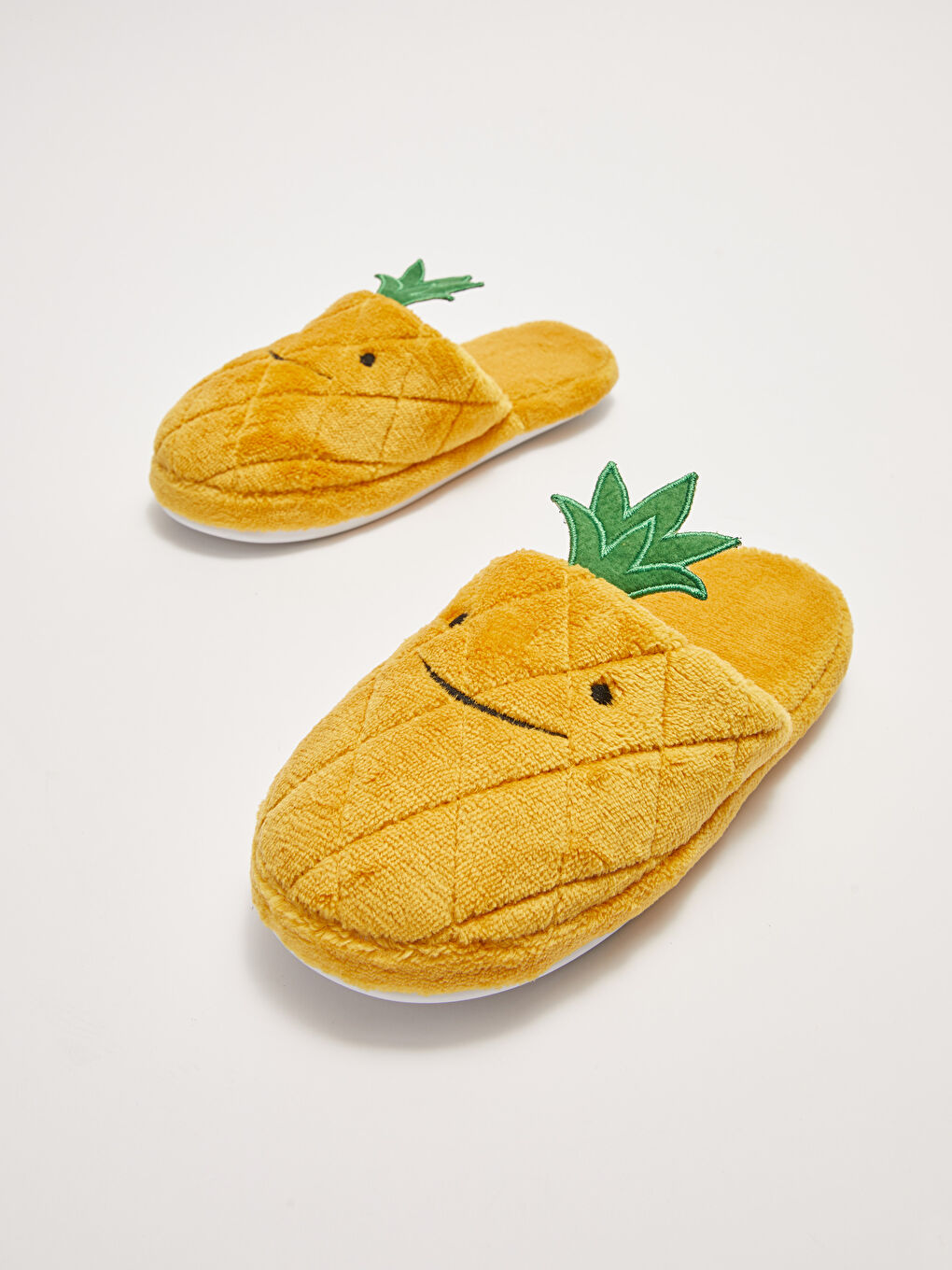 Sarı Ananas Figürlü Kadın Ev Terliği-2