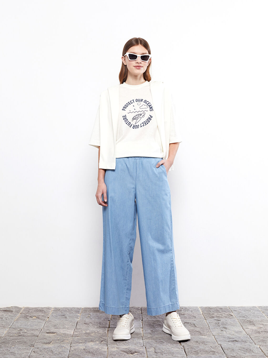 Джинсы Rodeo Женские Прямые С Карманами, Эластичной Талией и Удобной Посадкой