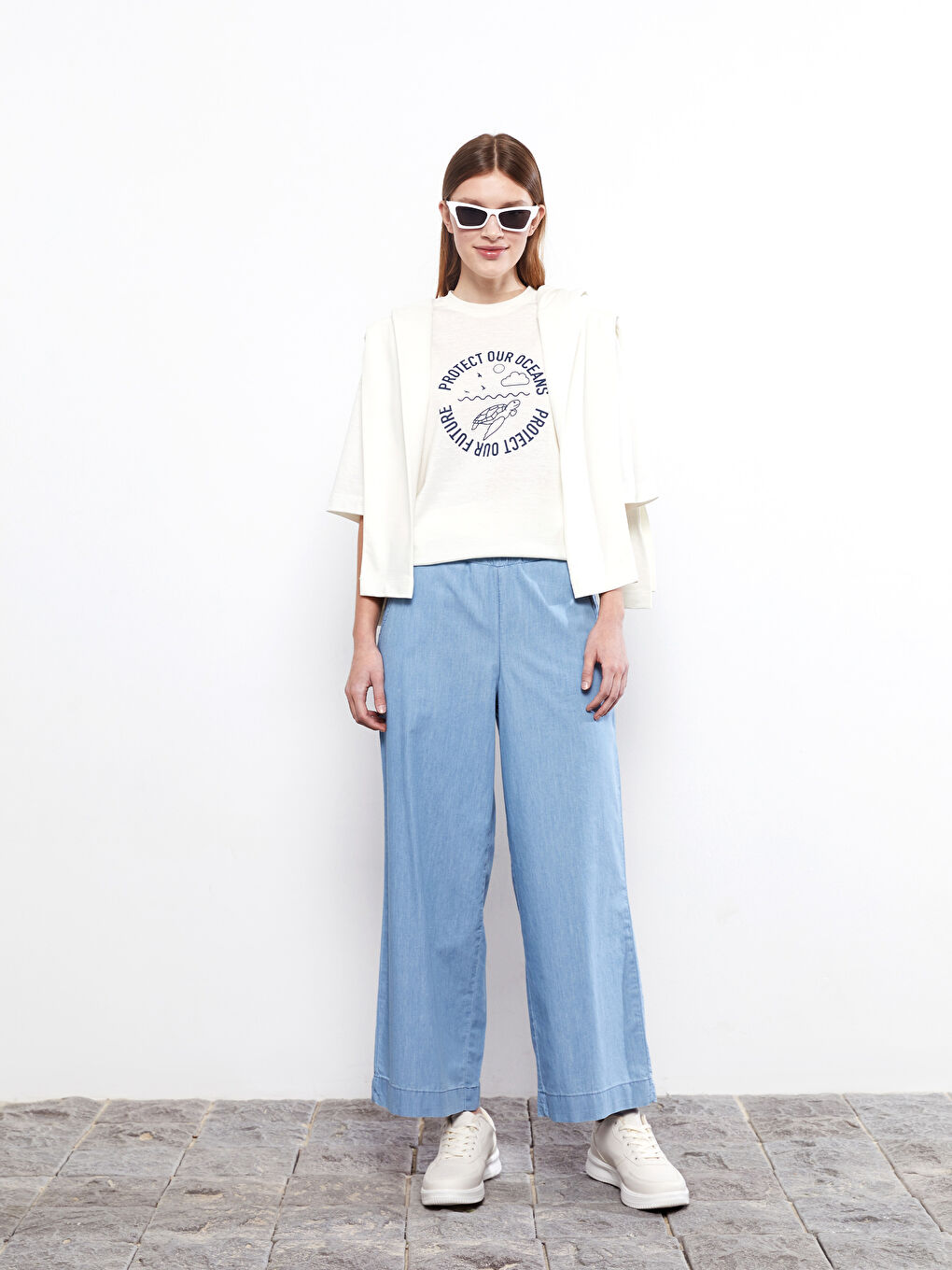 Джинсы Rodeo Женские Прямые С Карманами, Эластичной Талией и Удобной Посадкой-1