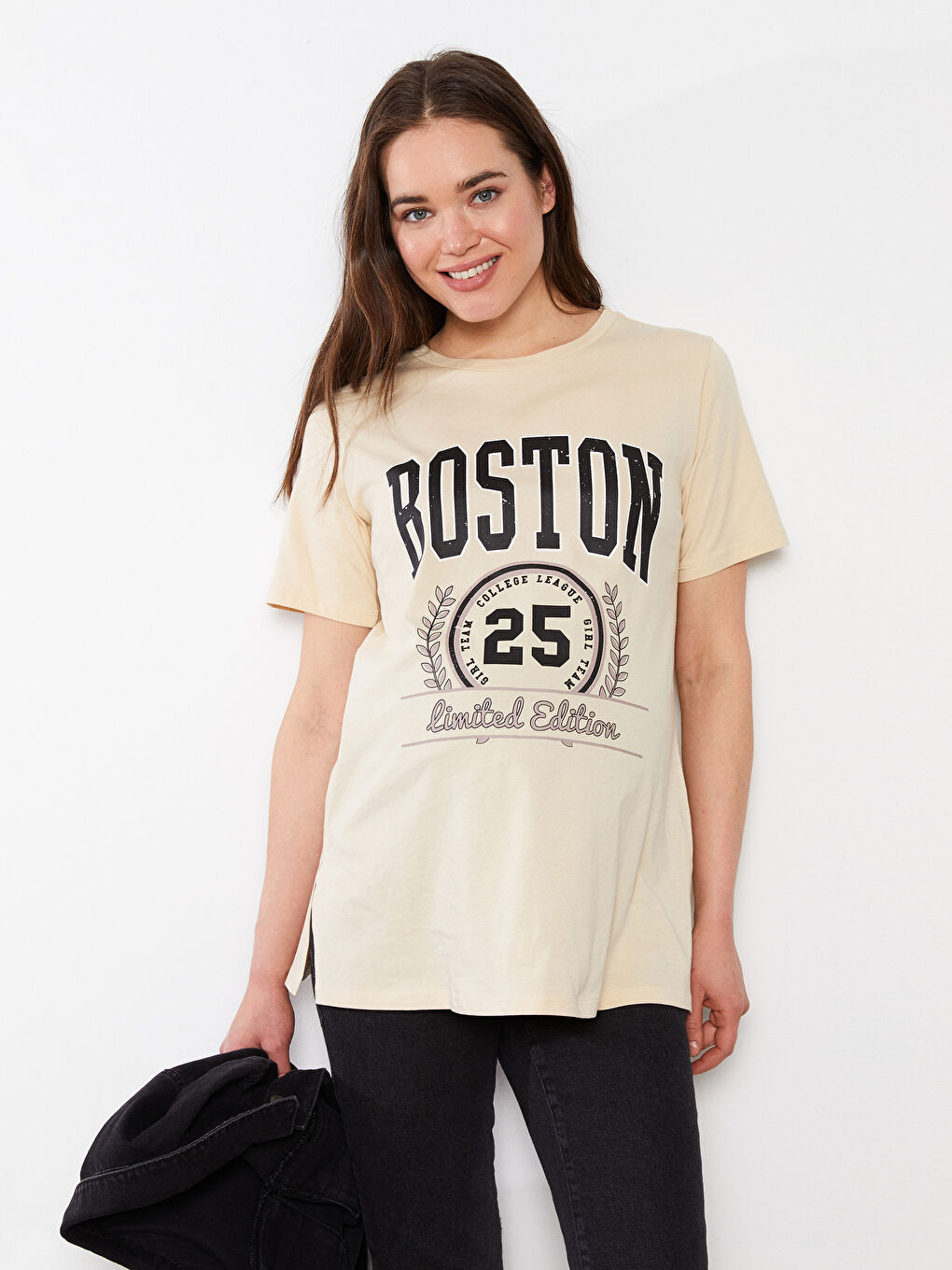 Bej Bisiklet Yaka Baskılı Kısa Kollu Pamuklu Hamile Tişört