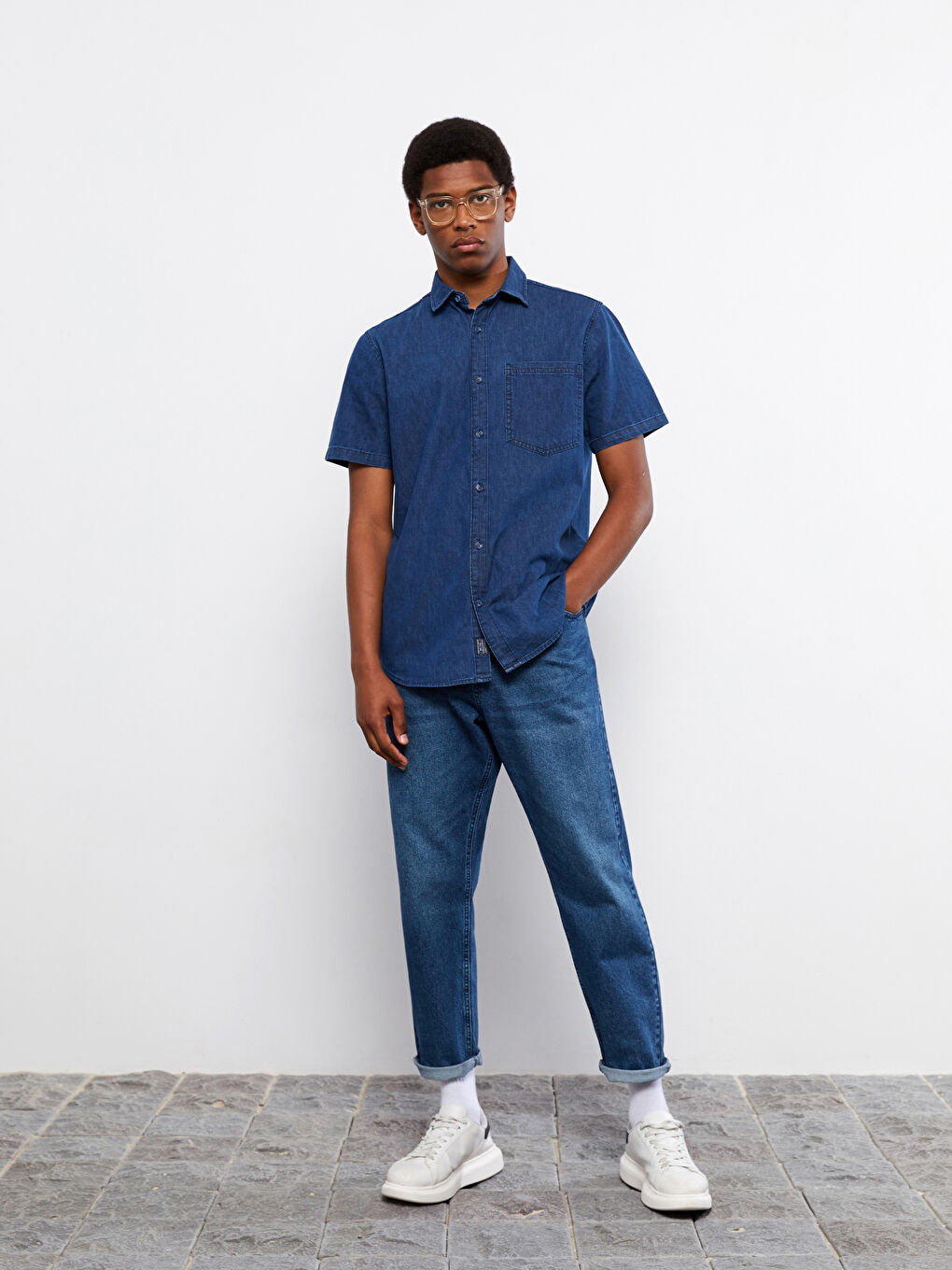 Regular Fit Short Sleeve Men's Denim Shirt